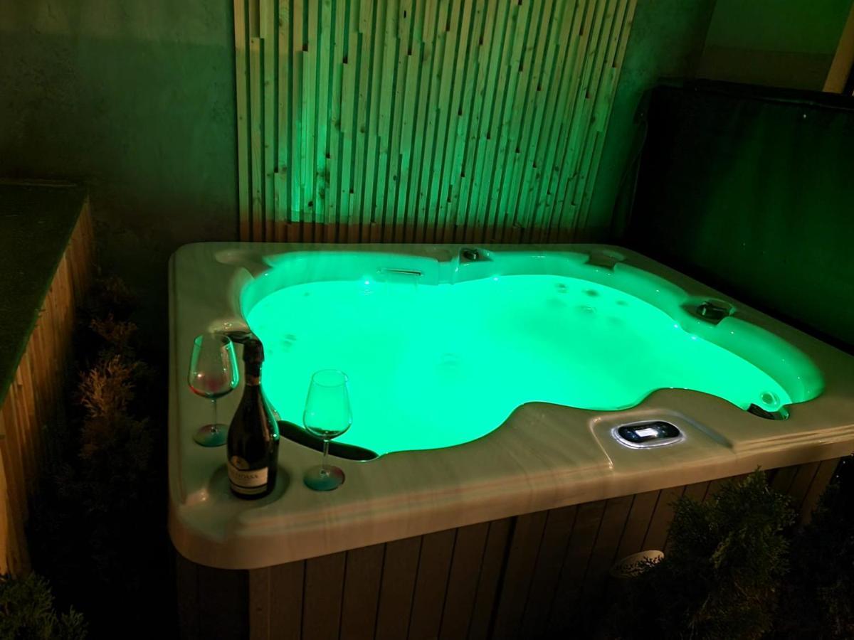 Anastasia Mountain Apartment - Poiana Brasov Luaran gambar