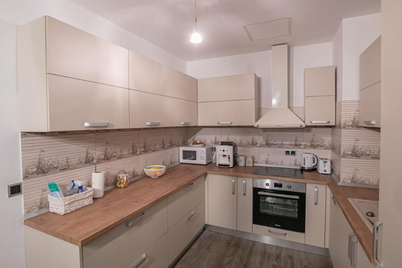 Anastasia Mountain Apartment - Poiana Brasov Luaran gambar